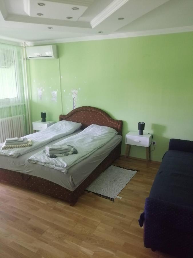 Apartman Radakovic Суботица Екстериор снимка
